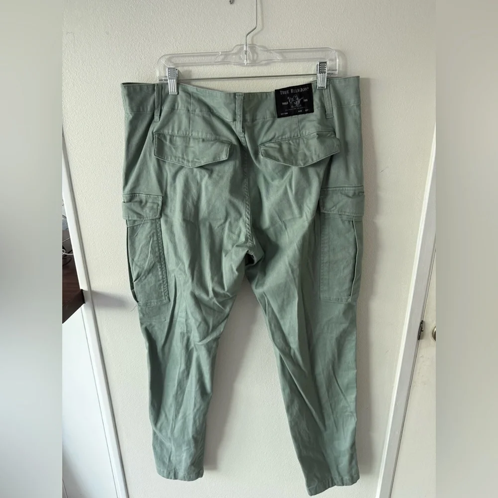 True Religion Men's Cargo Pants - Light Green
